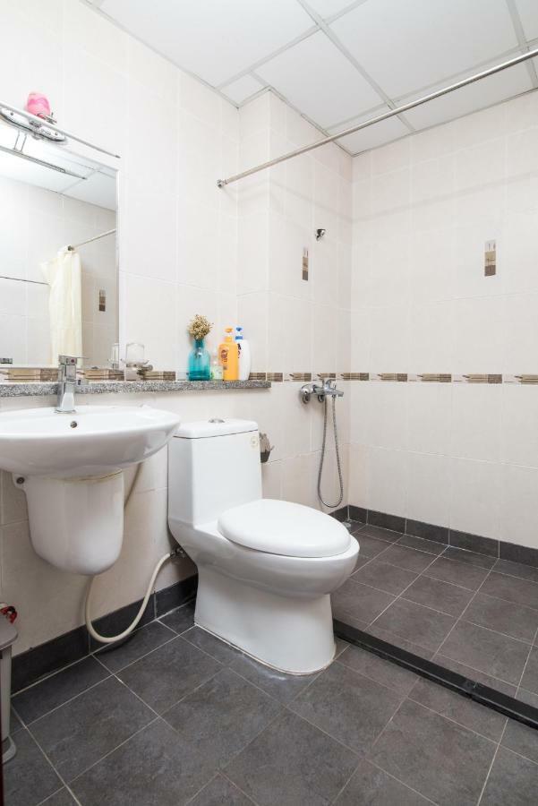 Sky Center Hostel Ho Chi Minh City Exterior photo